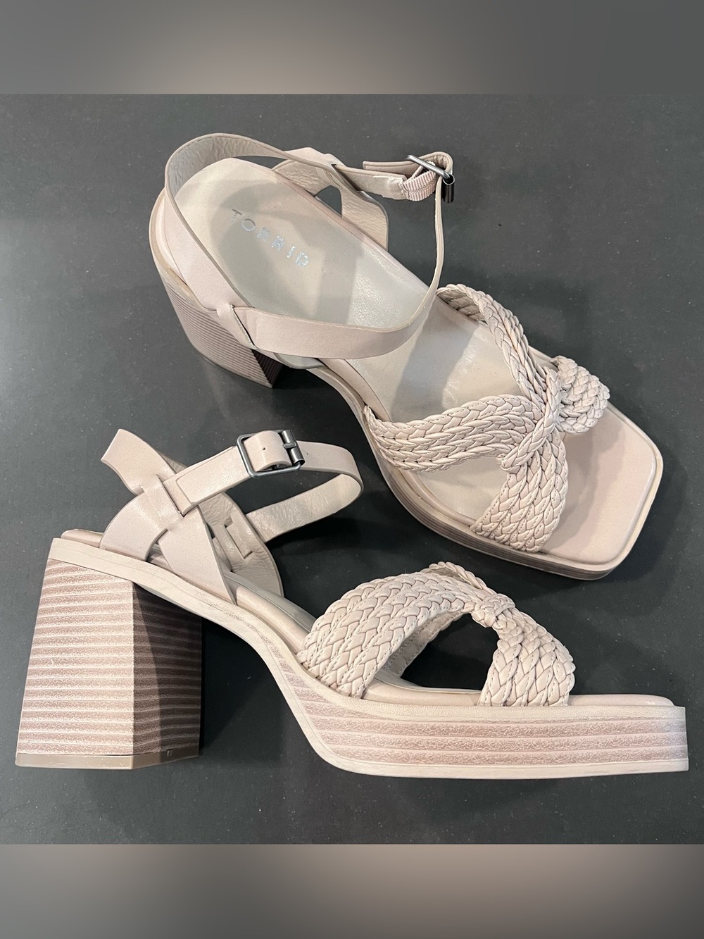 Torrid Crisscross Platform Heel Sandals Braided Block Size 11WW Beige Oatmeal